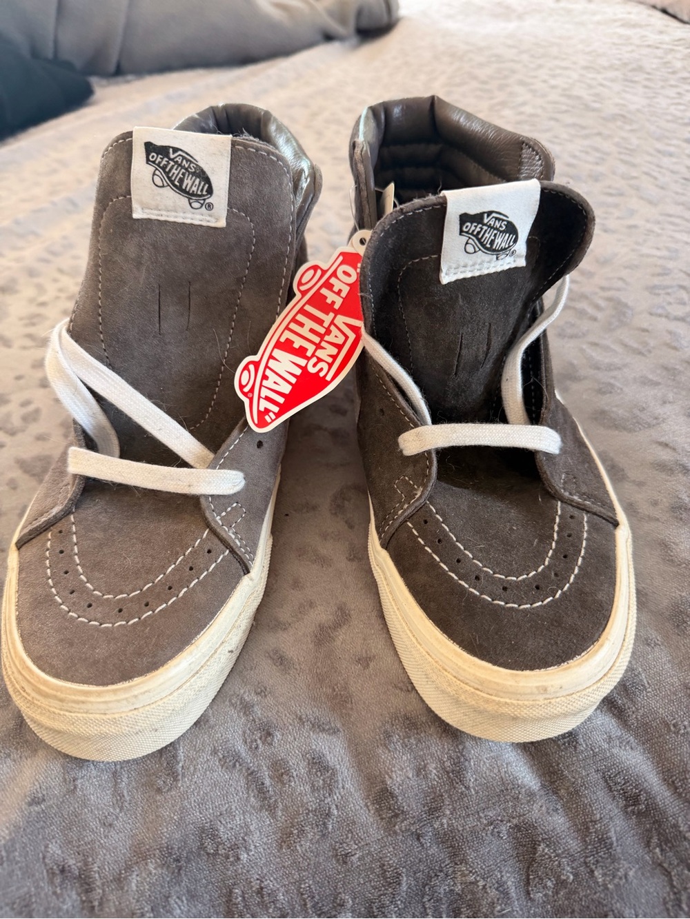 Vans Sk8-Hi Gray Suede High Top Sneakers Women’s Size 8 NWT